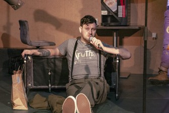 O bílých heterosexuálních mužích, co jedí maso